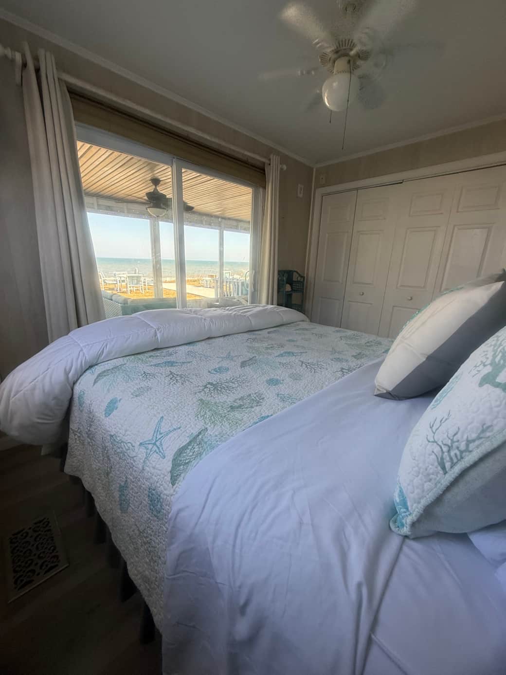 Sunrise BR SE Ocean View