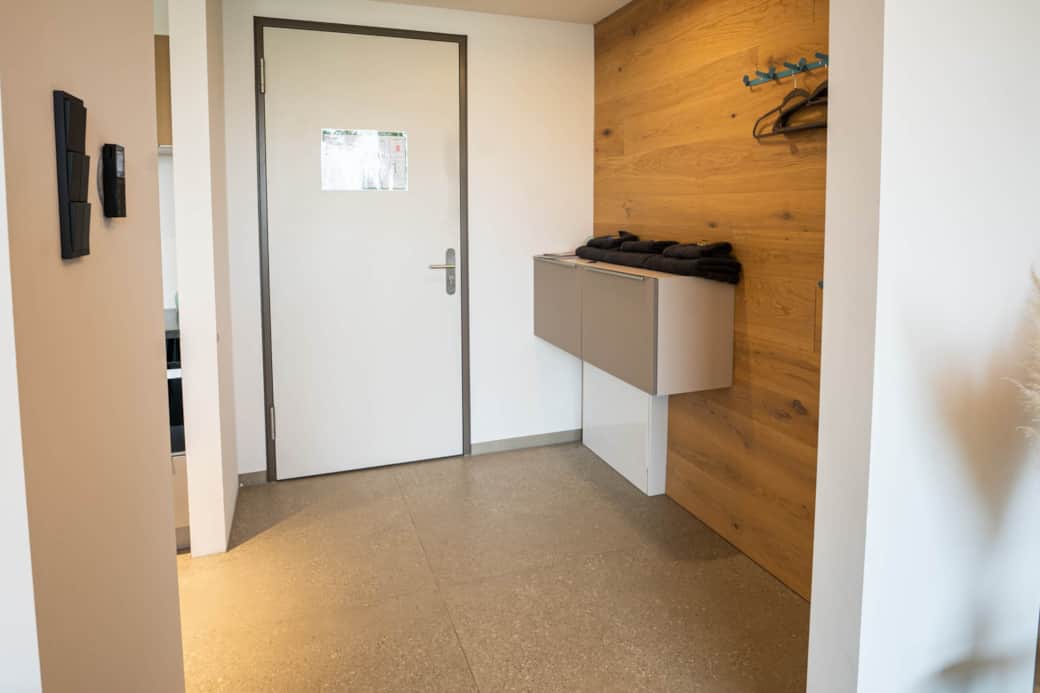 LAKESIDE - Apartment 5