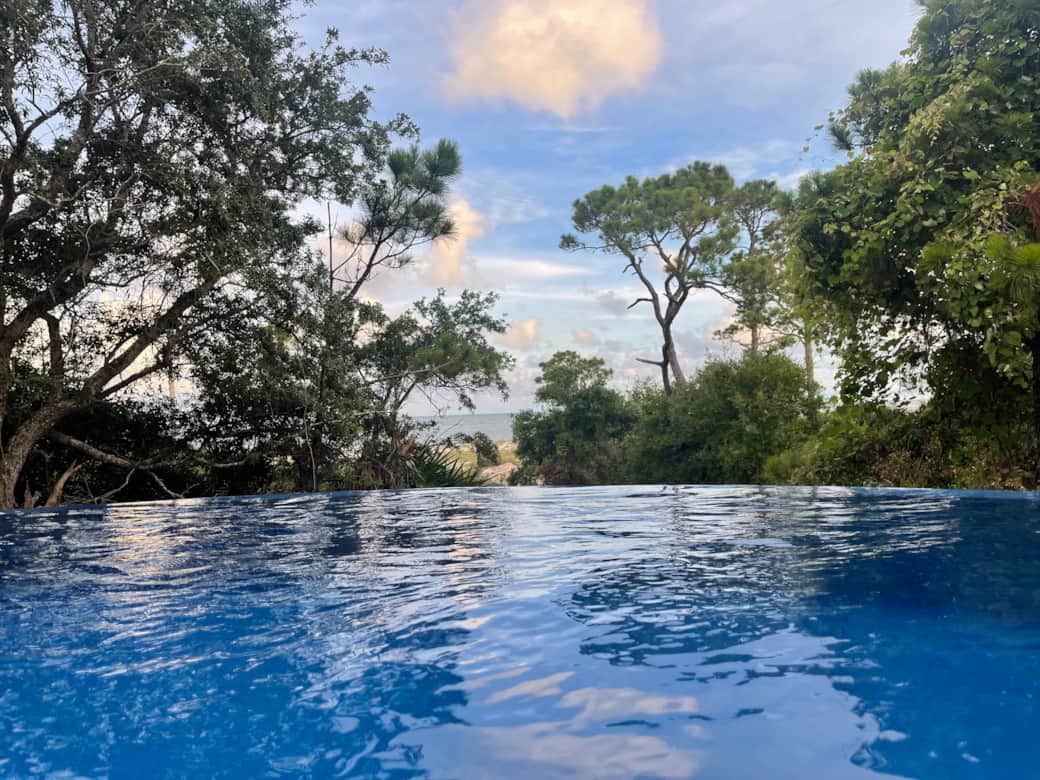 Elevated infinity pool