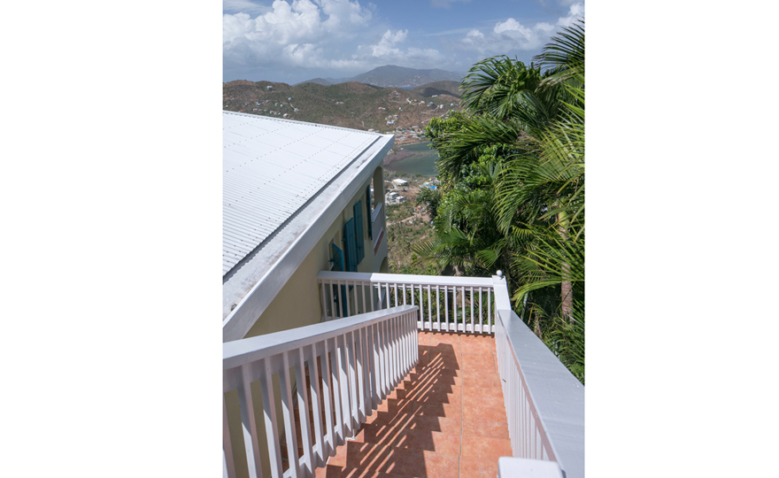 Private entrance from the parking level