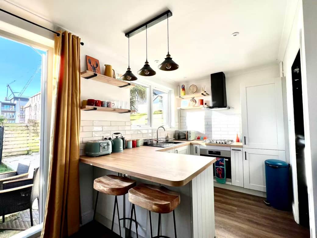 Breakfast Bar