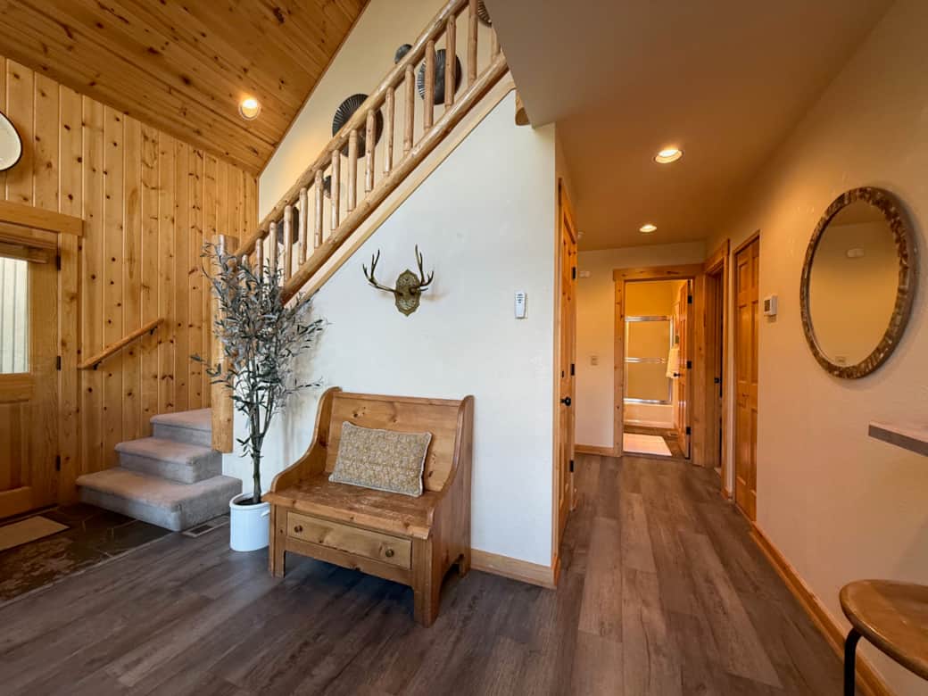 Entryway and hallway to 2 bedrooms + full bath Entryway and hallway to 2 bedrooms + full bath