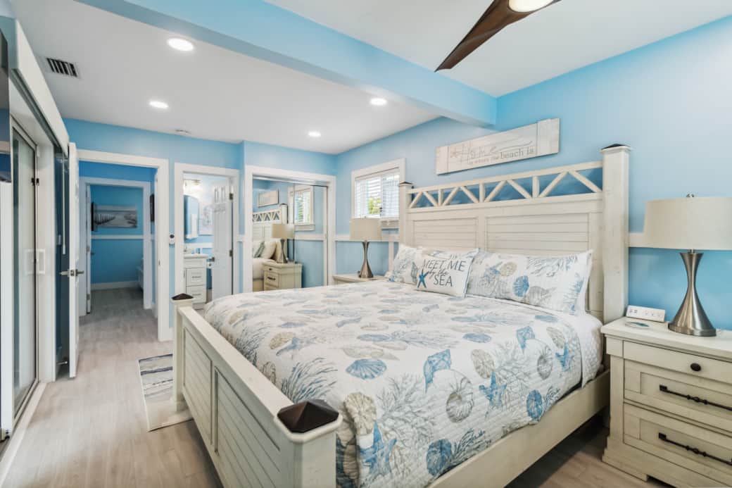 King bed, closet, bathroom.