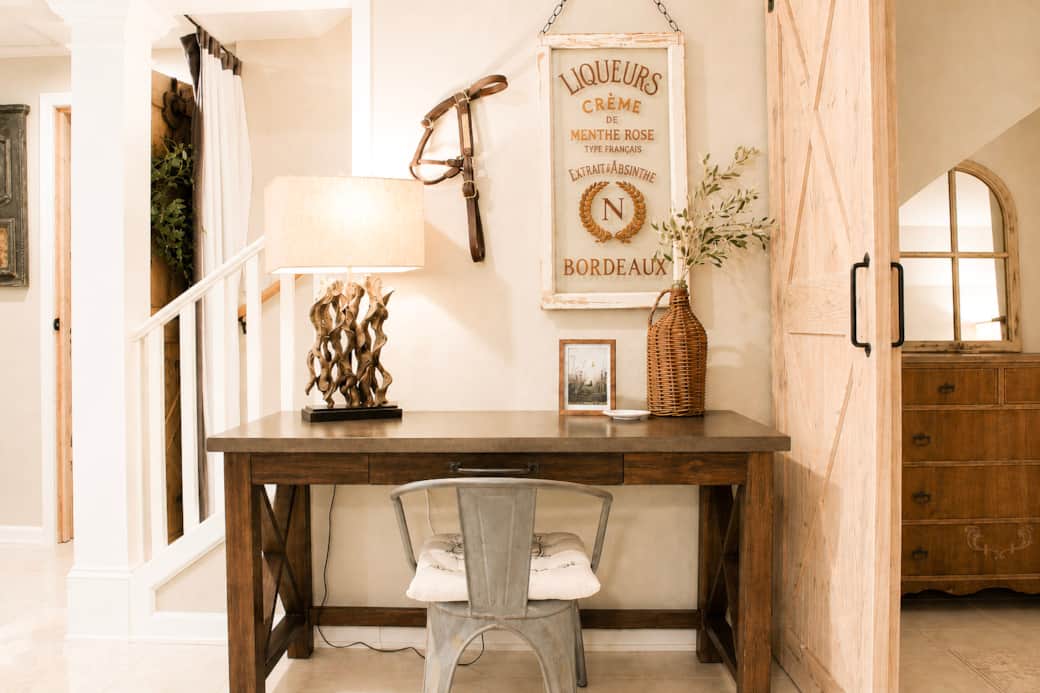Dedicated work desk with farmhouse and French details!