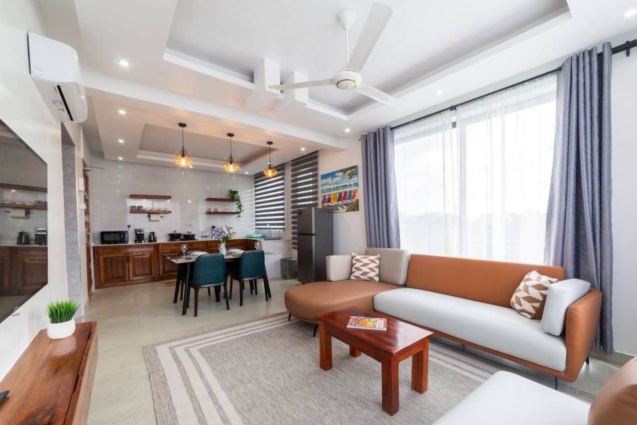 Spacious Living area