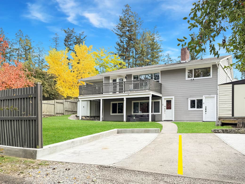 Ground-Level Suites with Private Entrances and Outdoor Seating