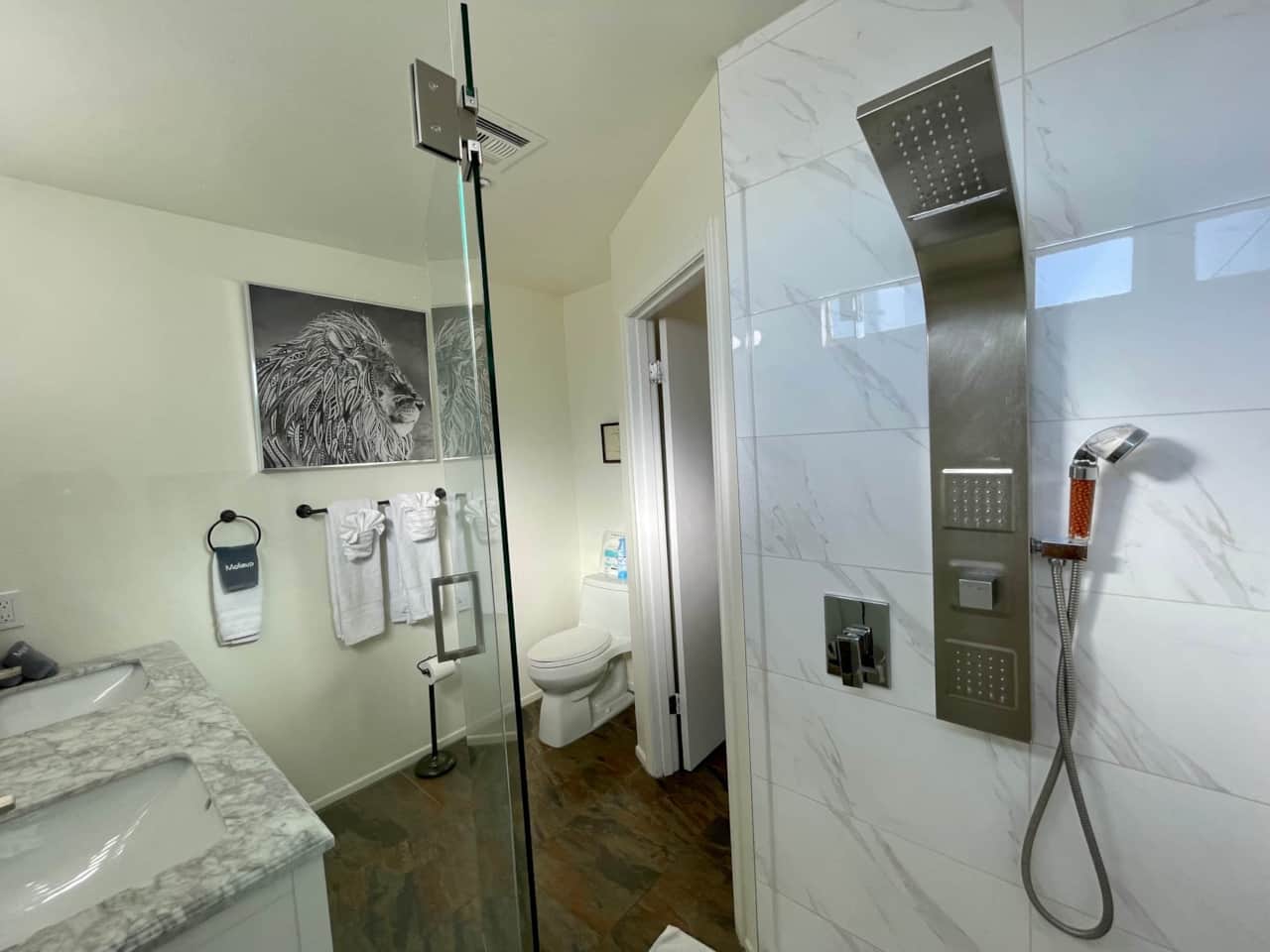 Master bathroom 