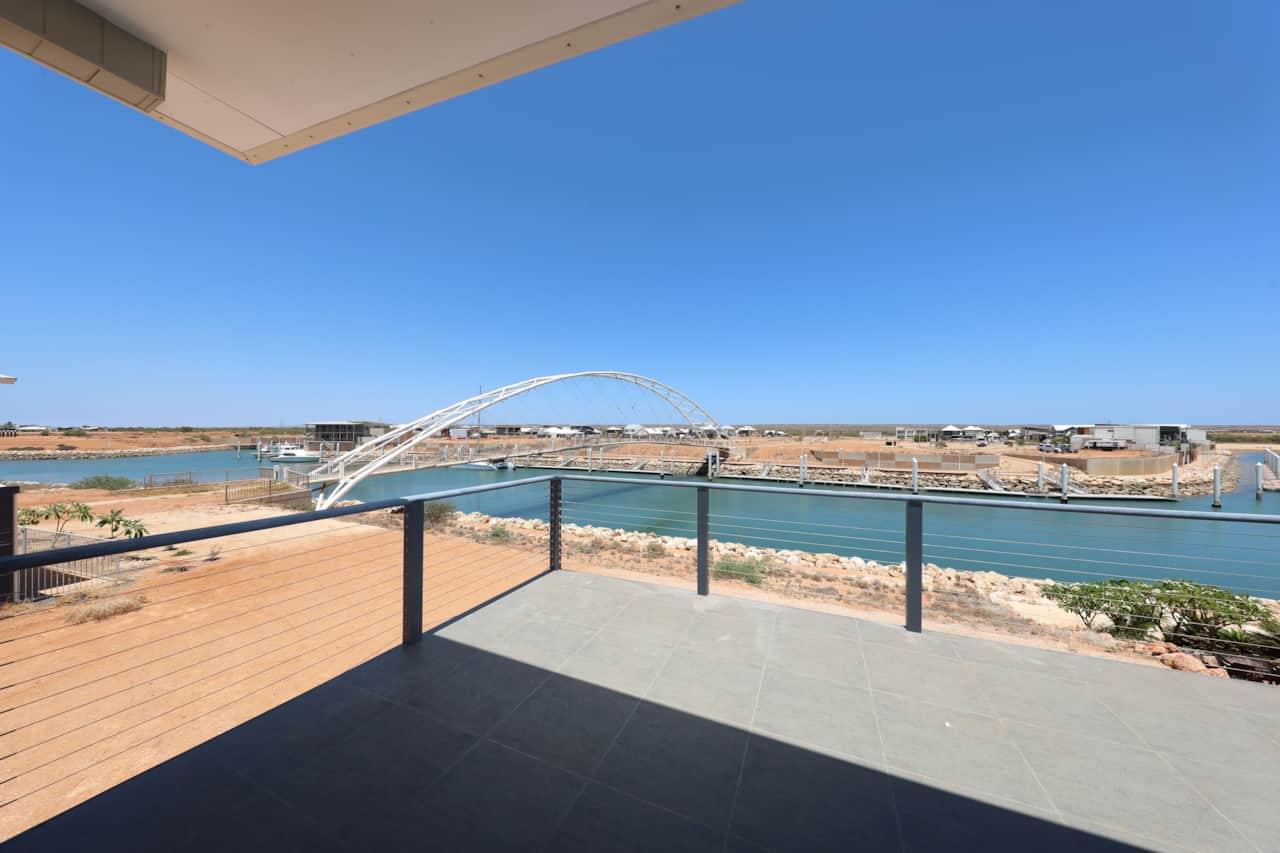 Canal Balcony View