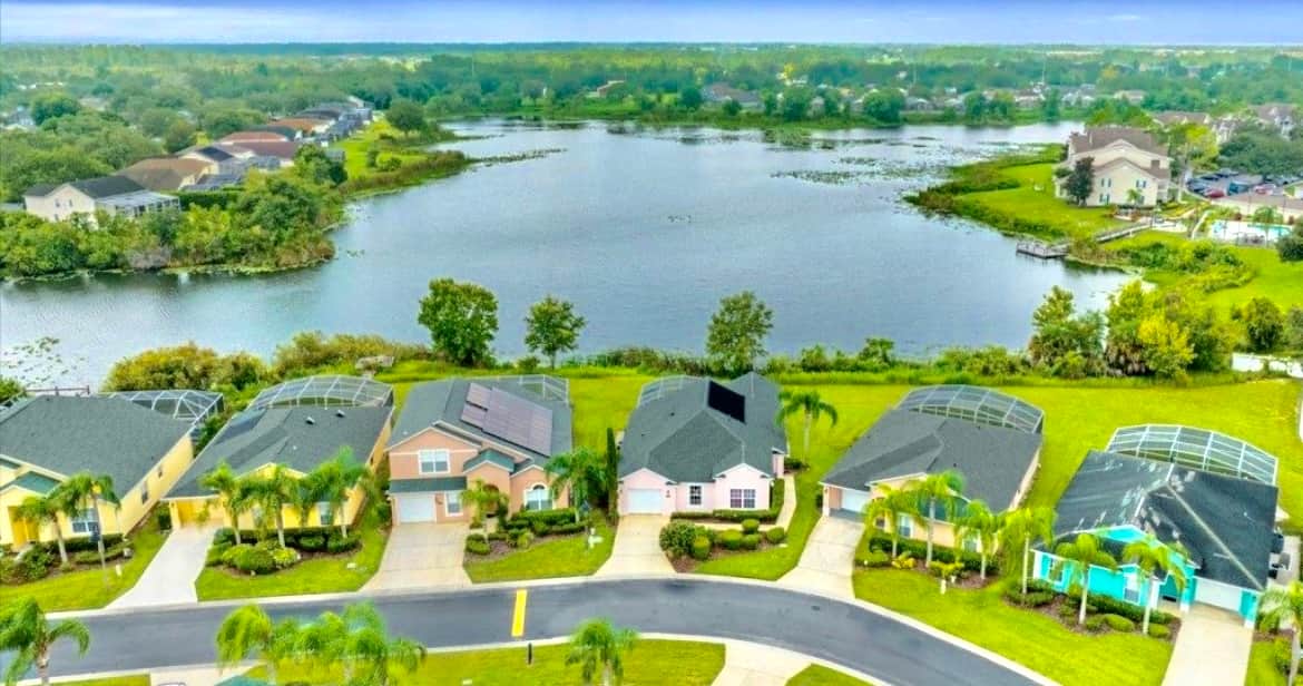 Ariel view of the villa showing the amazing lake views