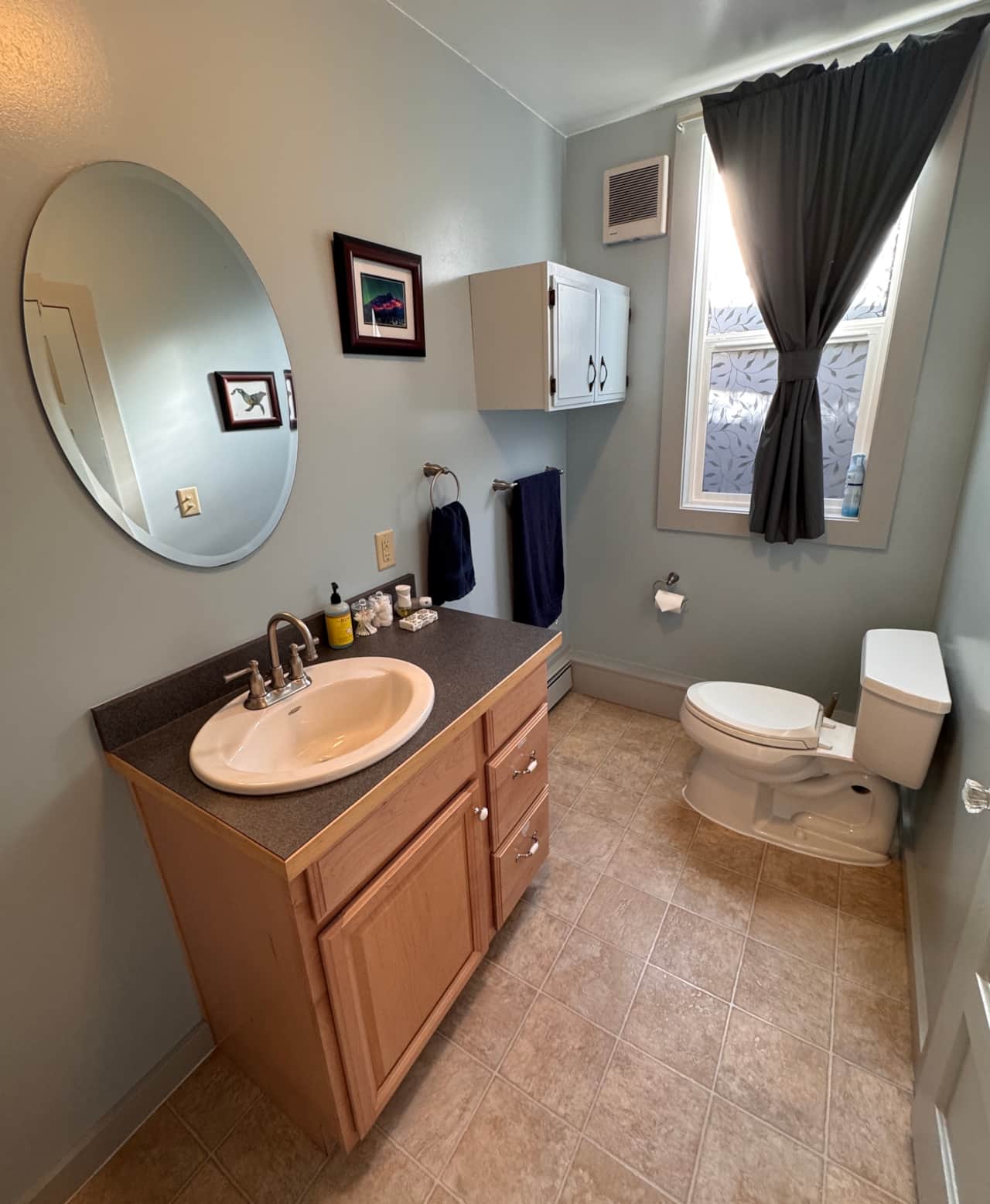 Full Bath w Linens