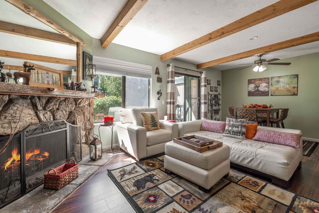 Livingroom1