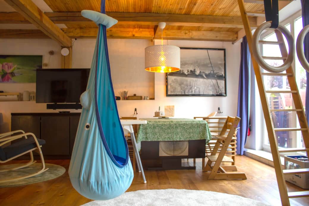 Hanging cave for the little ones