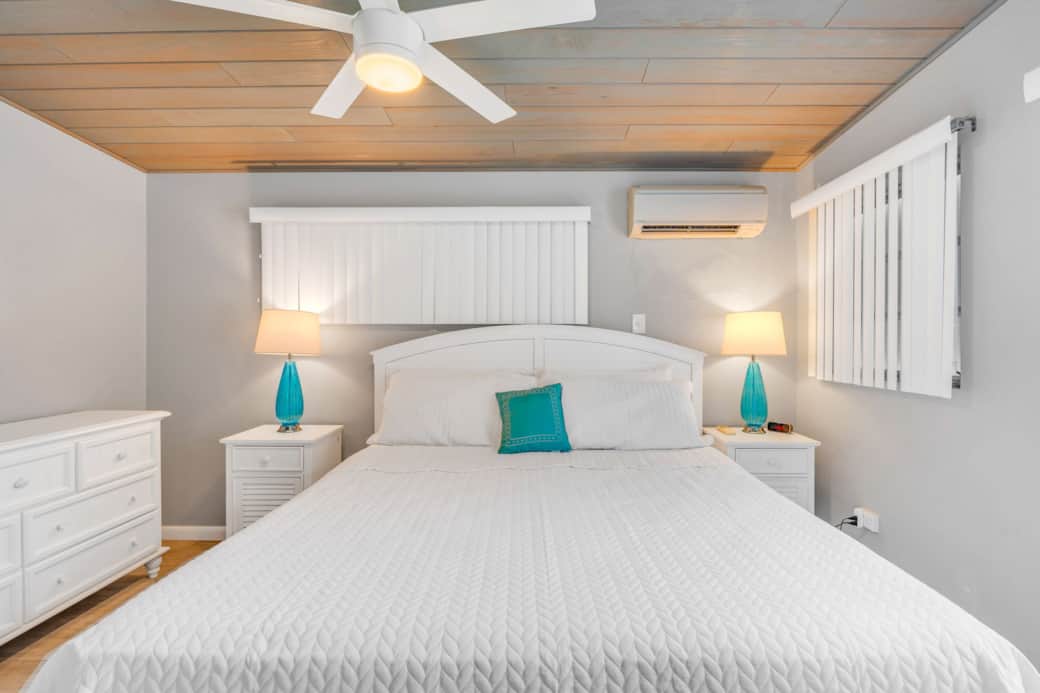 Master bedroom, ceiling fan