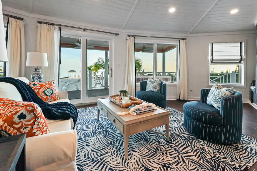 LIVING ROOM 2