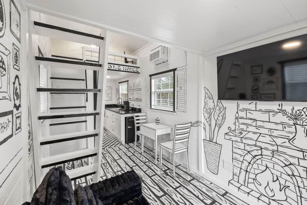 Enjoy the dinning table to eat, doodle, color, and play games