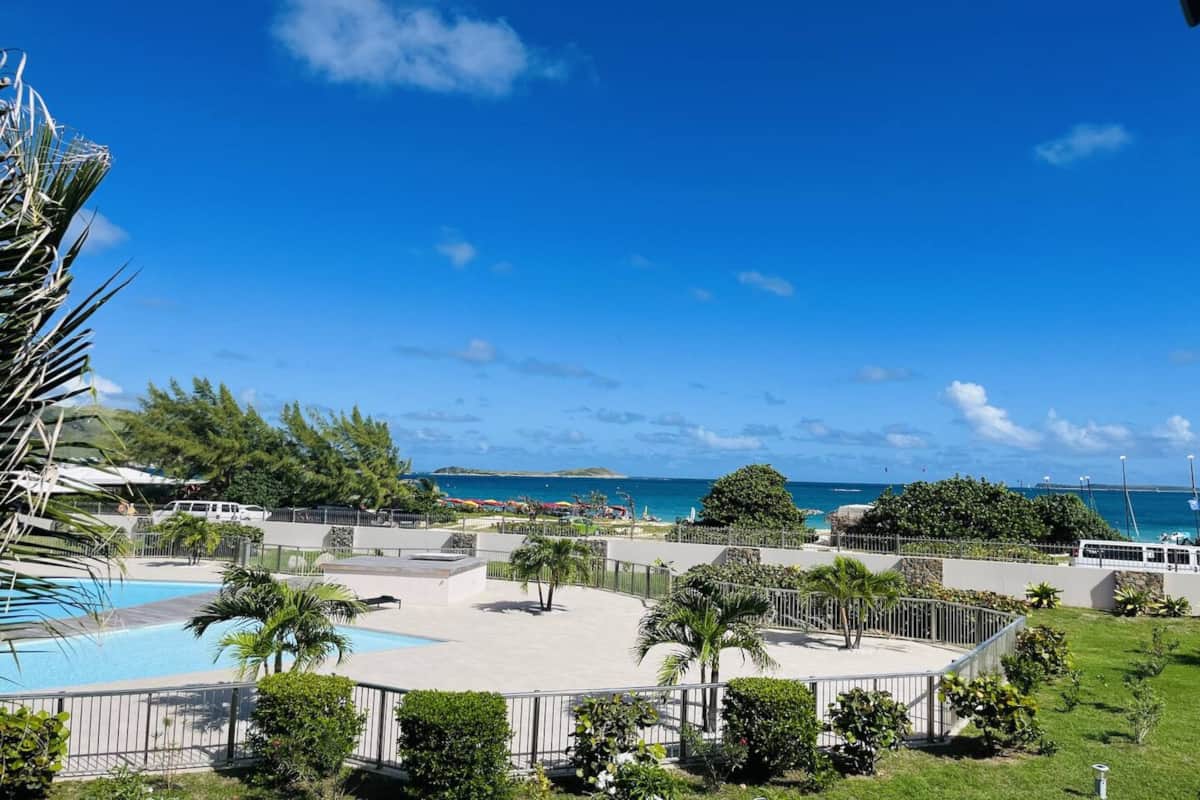 Pearl of the Orient — Saint-Martin