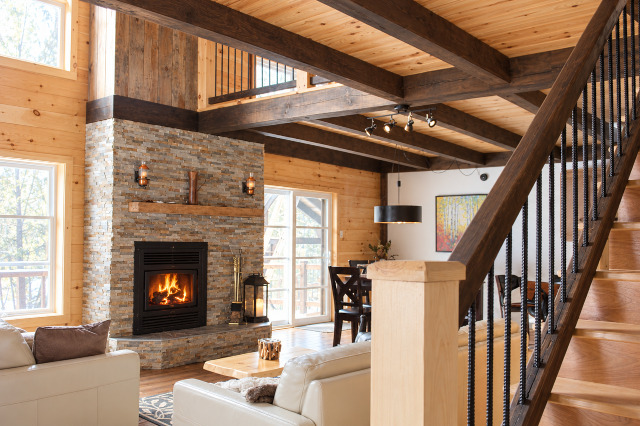 Chalet lumineux avec foyer chaleureux