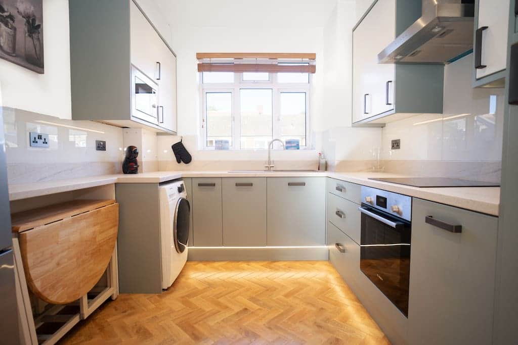 kitchen kitchen