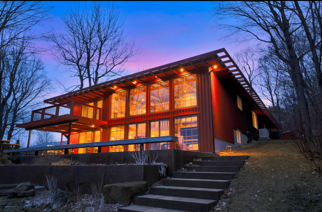 Harbour Lights- Big Rideau Lake, Portland Ontario
