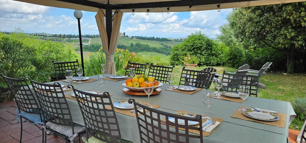 Dining al fresco Dining al fresco