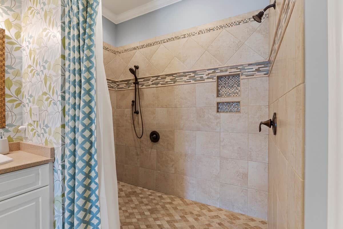 Main Floor Primary Bathroom