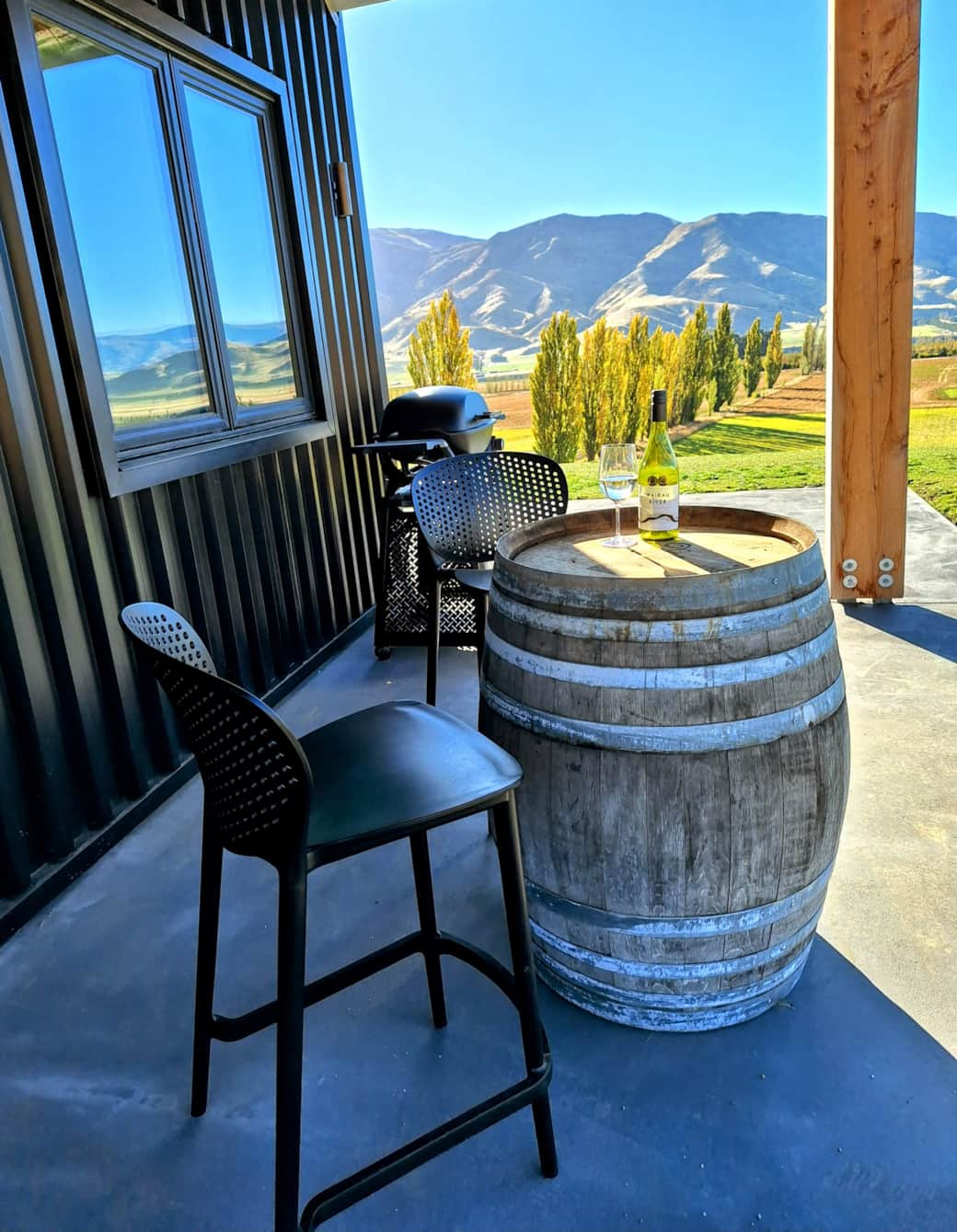 Outdoor entertaining with BBQ