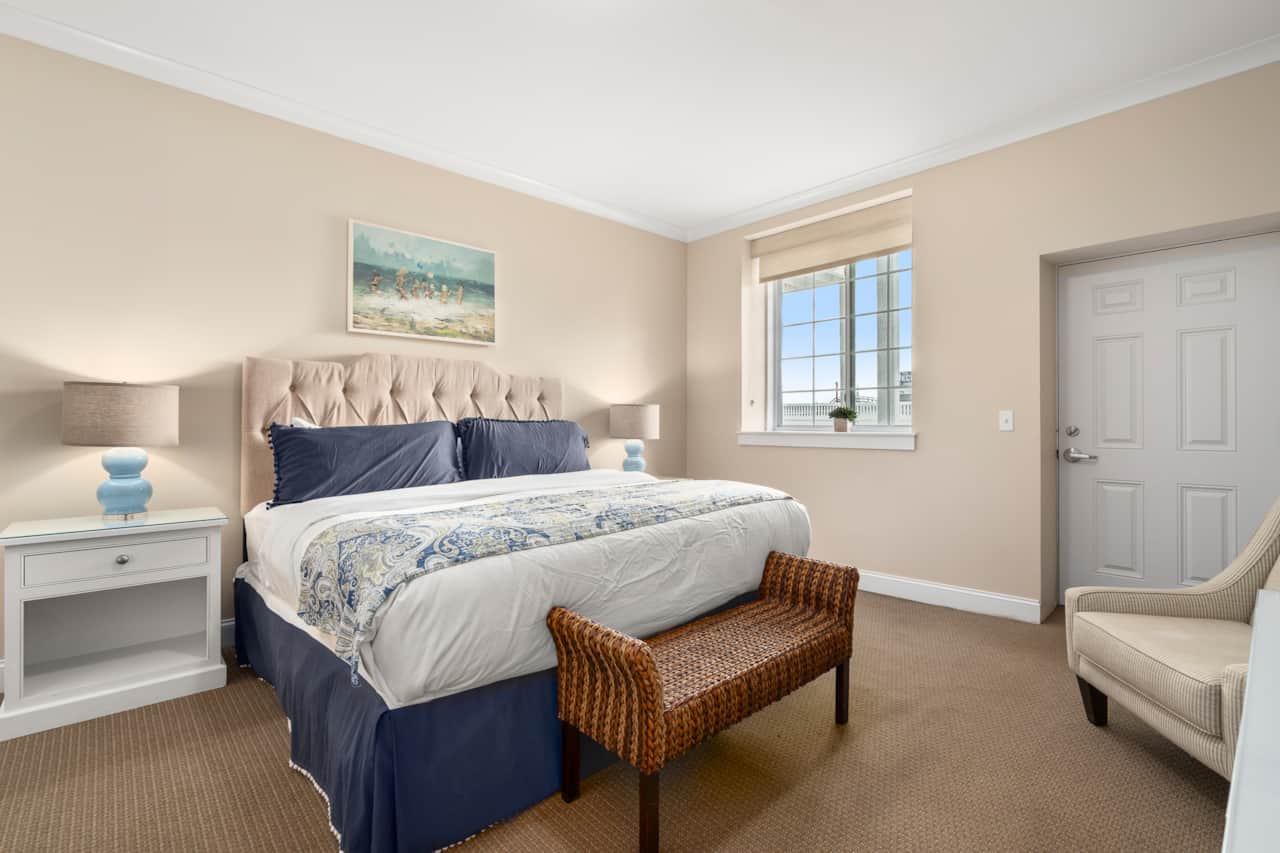 King bed with clean linens provided. Coffee provided and a mini fridge are in this room