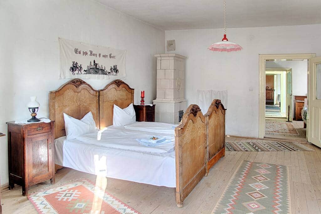 Front bedroom
