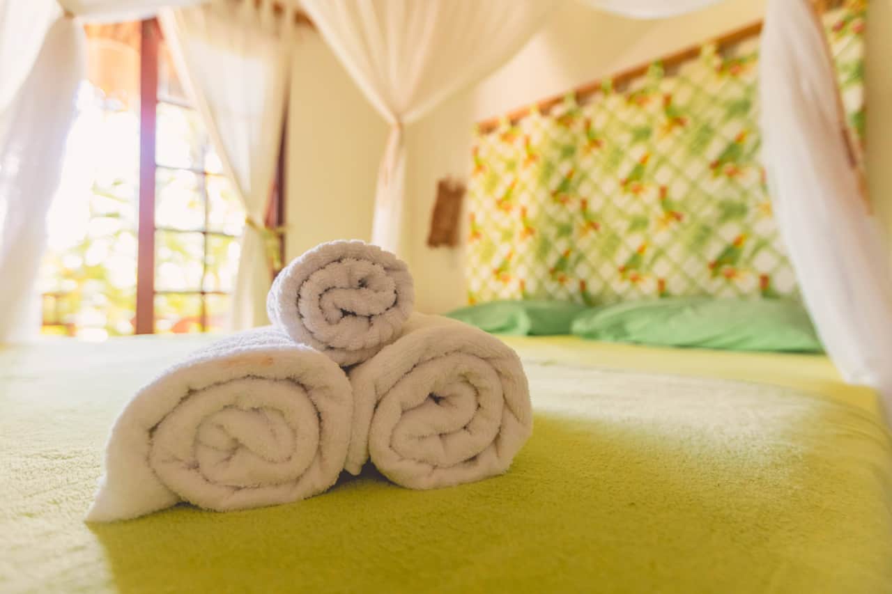 Apartamento térreo com 2 quartos e jardim