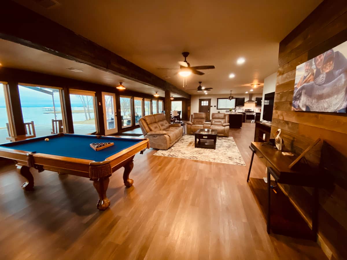 Open Water Lodge (Private Guest House) Lake Tawakoni Vacation Home