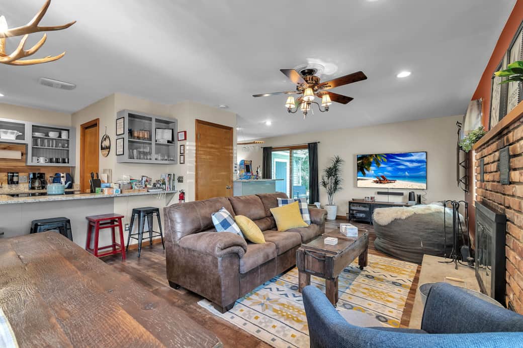 Open-concept living, dining & kitchen—perfect for gathering after Holiday Valley Open-concept living, dining & kitchen—perfect for gathering after Holiday Valley