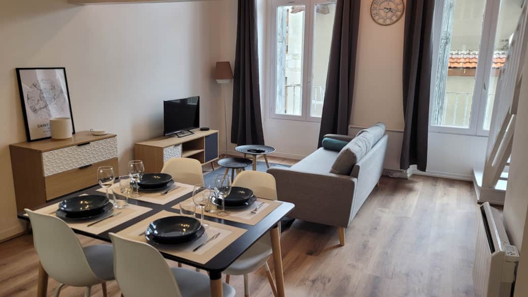 Coin repas et salon