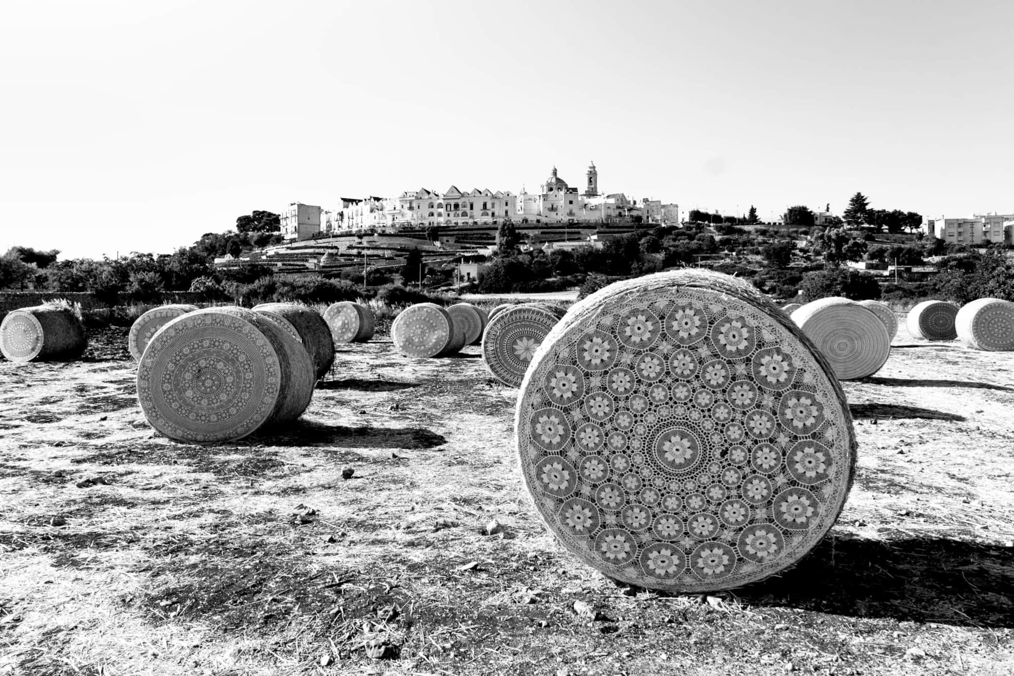Locorotondo. Foto von Gabrielekalostravel aus Wikimedia Commons. Lizenz: CC BY-SA 4.0