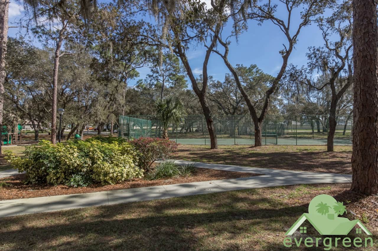 Outdoor paths and recreation areas