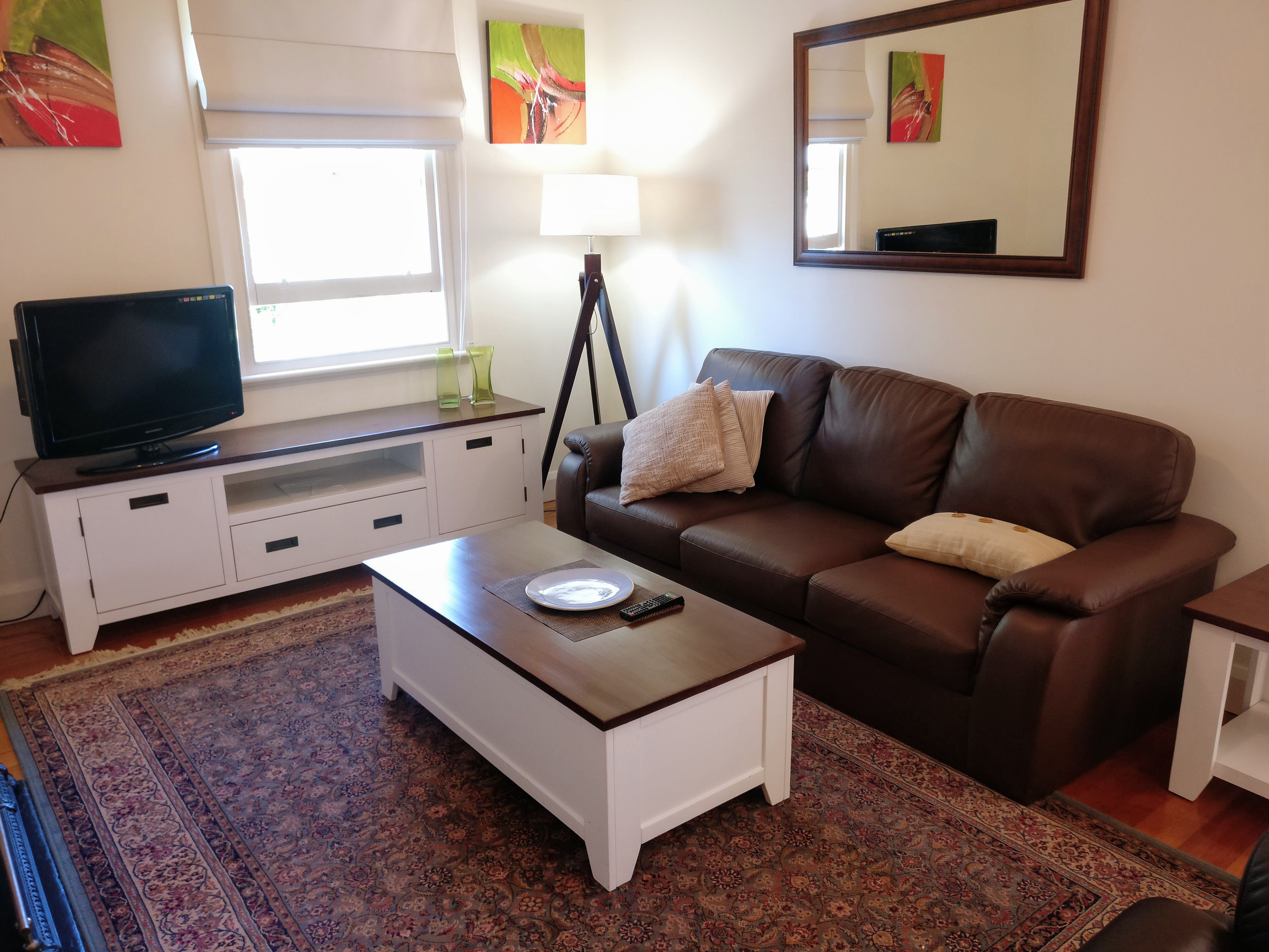 Spacious lounge great for groups