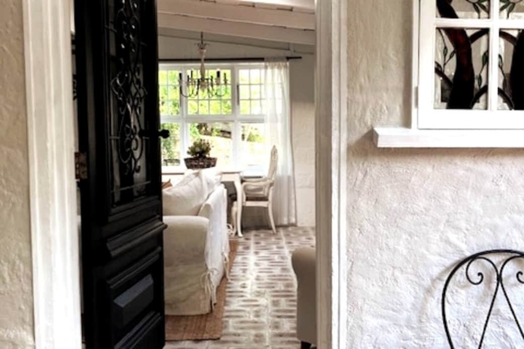 Upon entry to the cottage you are greeted by a light filled, spacious yet cosy living room.
Sumptious sofa & armchairs invite relaxation, cuddling & catching up.
Cool in summer, cosy & romantic in winter with the sights and smells of my wood fire Upon entry to the cottage you are greeted by a light filled, spacious yet cosy living room.
Sumptious sofa & armchairs invite relaxation, cuddling & catching up.
Cool in summer, cosy & romantic in winter with the sights and smells of my wood fire