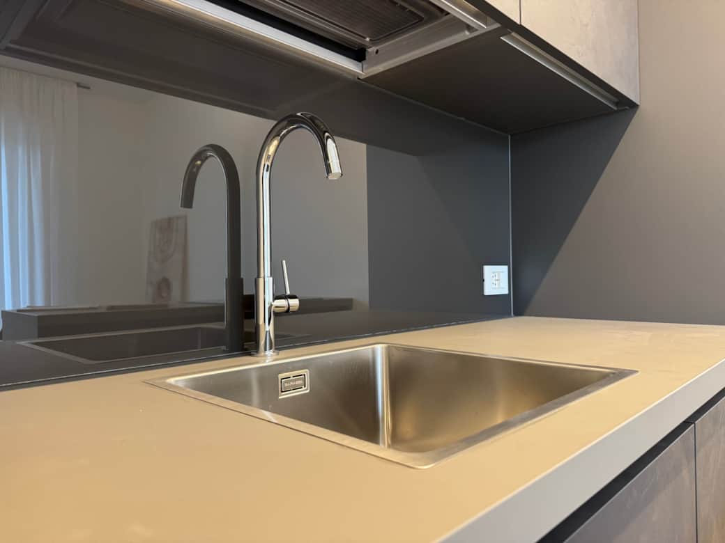 Il Niro Kitchen Details Sink