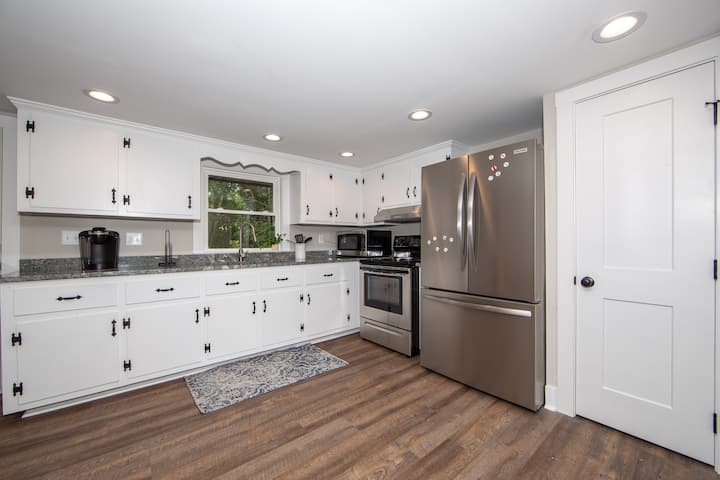 This kitchen is fully equipped, ready for you to whip up gourmet meals or simple snacks