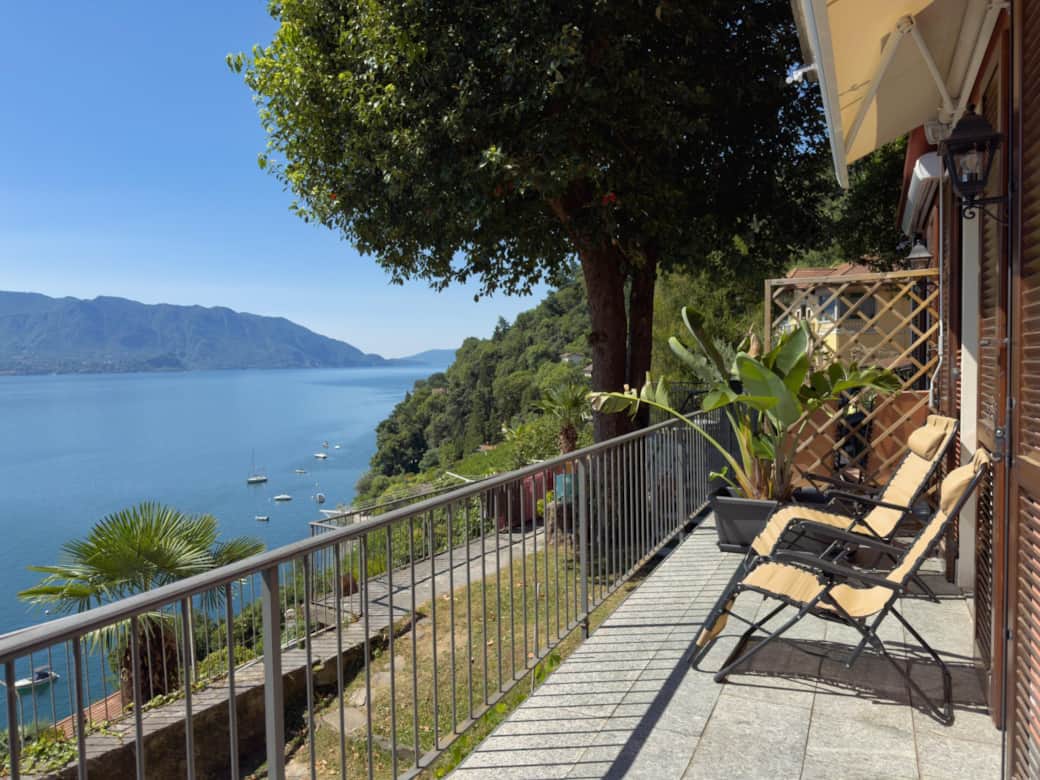 Smeraldo Zimmer Villa Angelina mit Terrasse mit Seeblick Lago Maggiore See