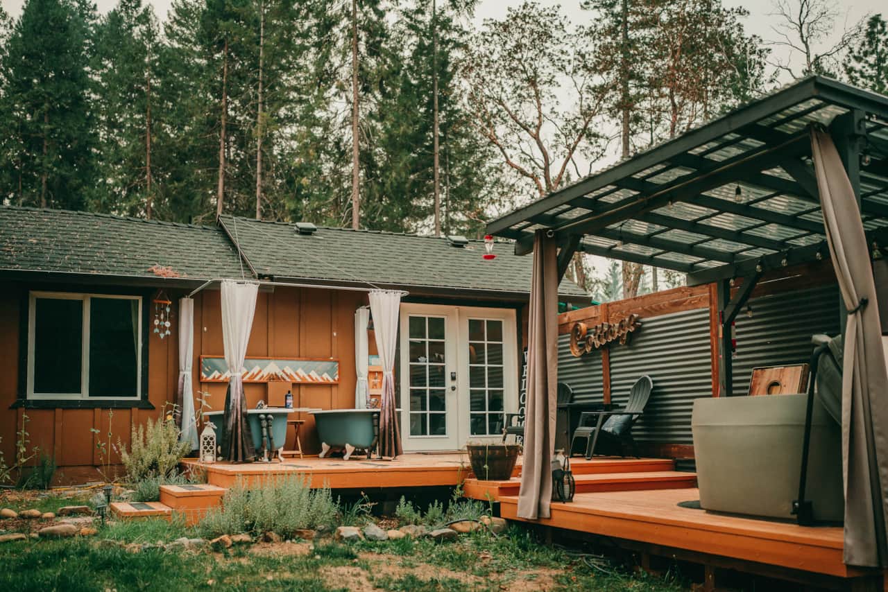 Tiny Cottage stay in Grants pass, Oregon