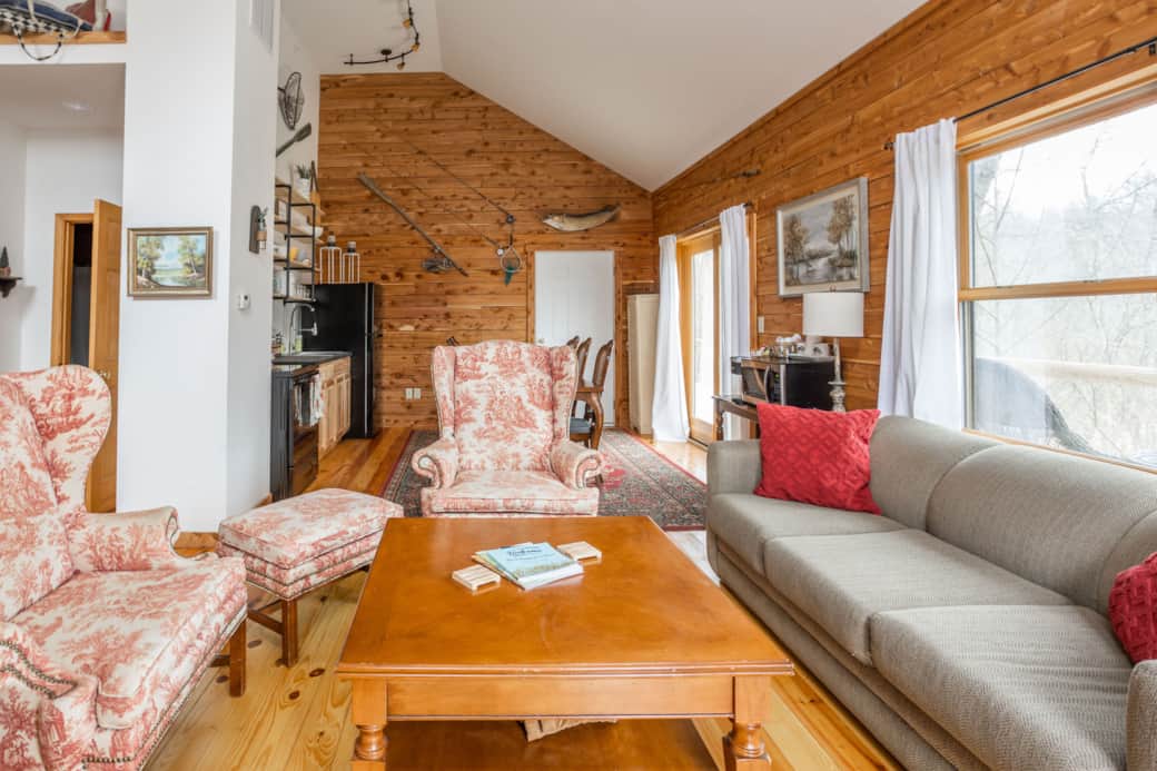 Timber Nook / Upper Level Timber Nook / Upper Level
