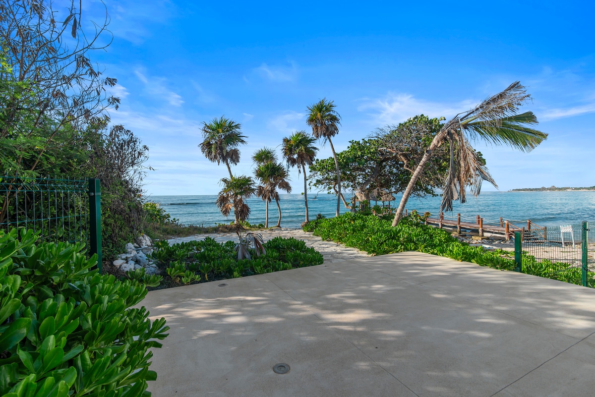 Complimentary beach club access with pools, a swimmable beach, and the perfect place to unwind.
