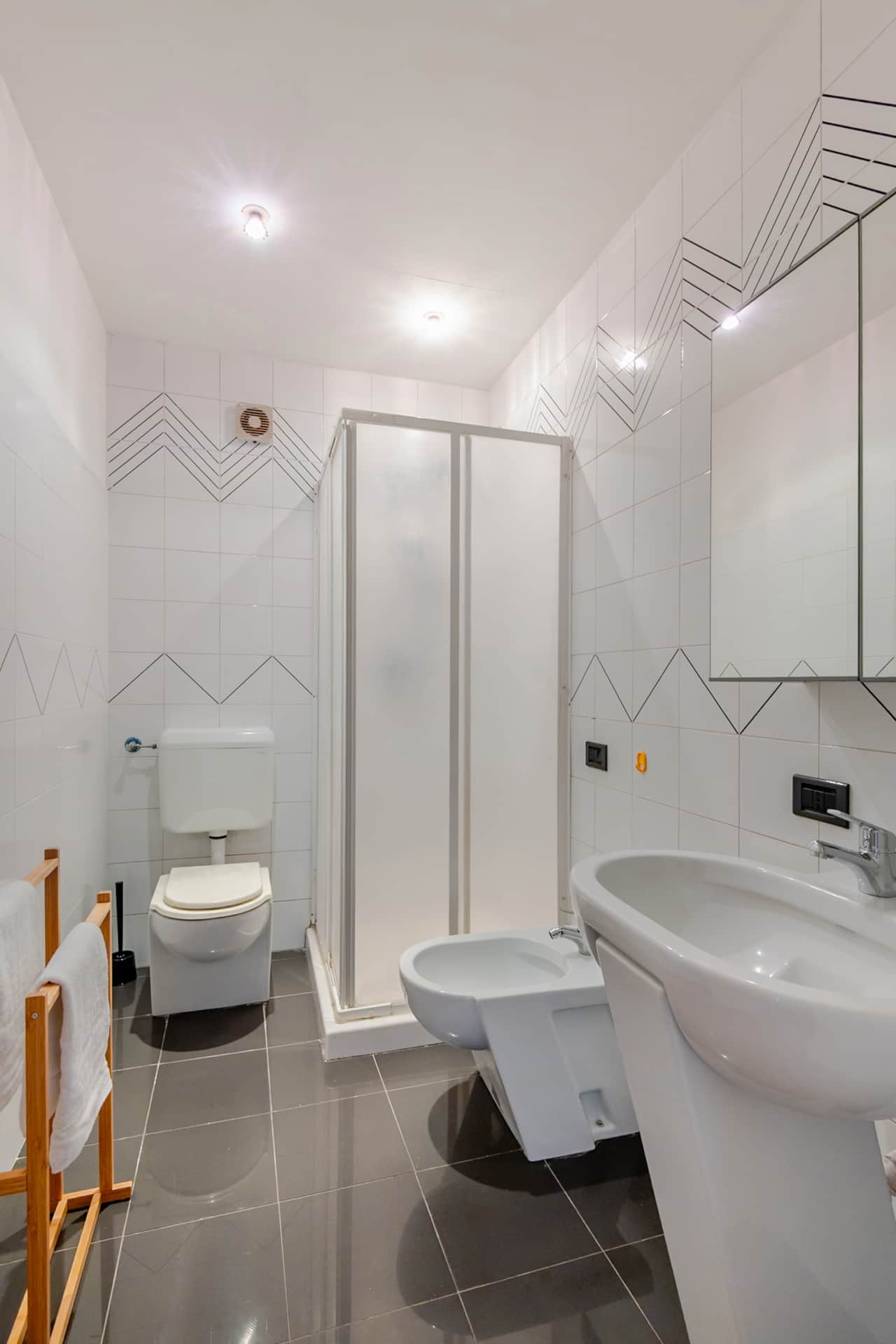Bagno con doccia