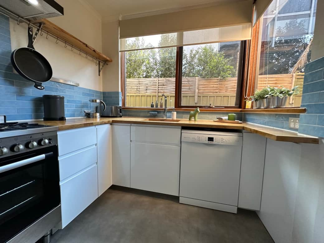 Fully equipped kitchen Fully equipped kitchen