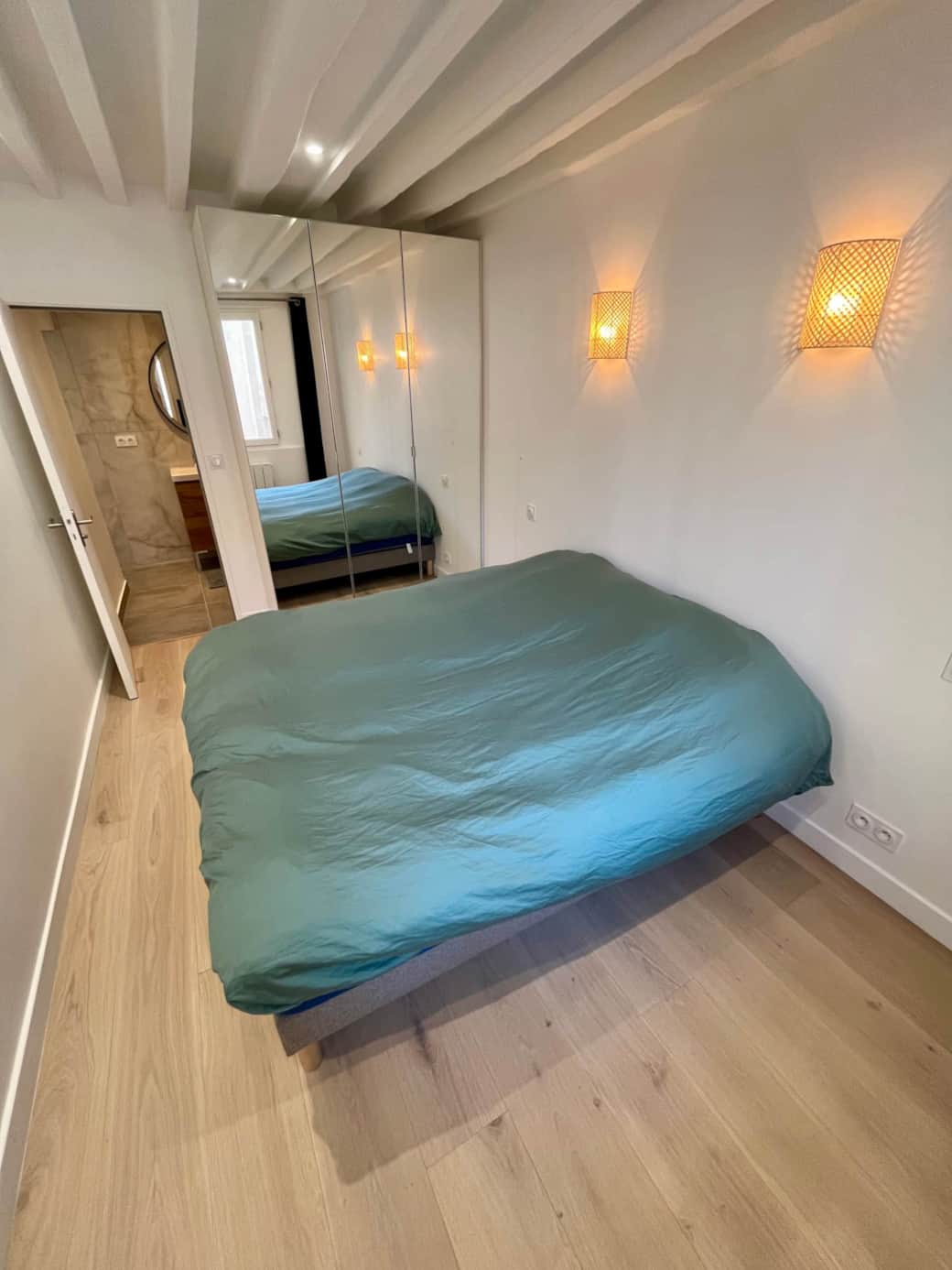 Room with Queen Size bed 160x190