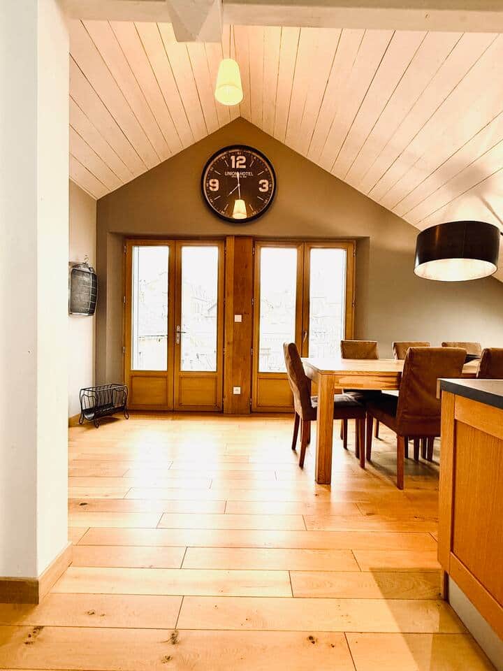 Baie vitrée avec vue Sancy