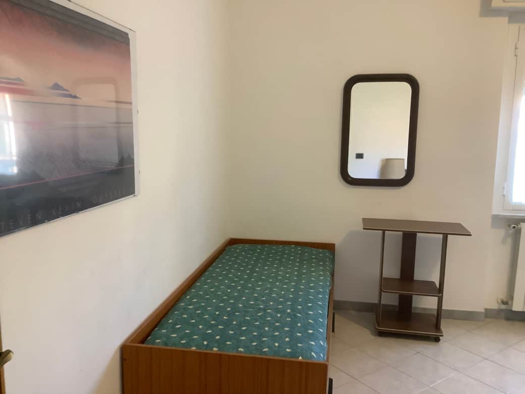 VELIA BV Camera 1 Letto 2P