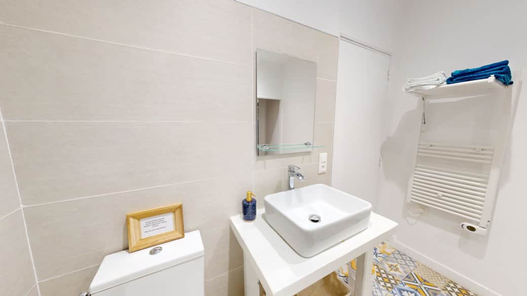 Salle de bain Saint-Félix : vue 1 Salle de bain Saint-Félix : vue 1
