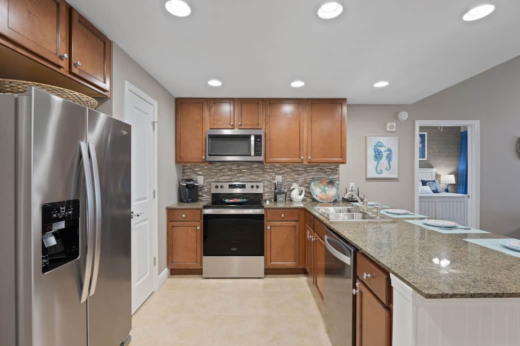 Kitchen w/ Stainless Appliances