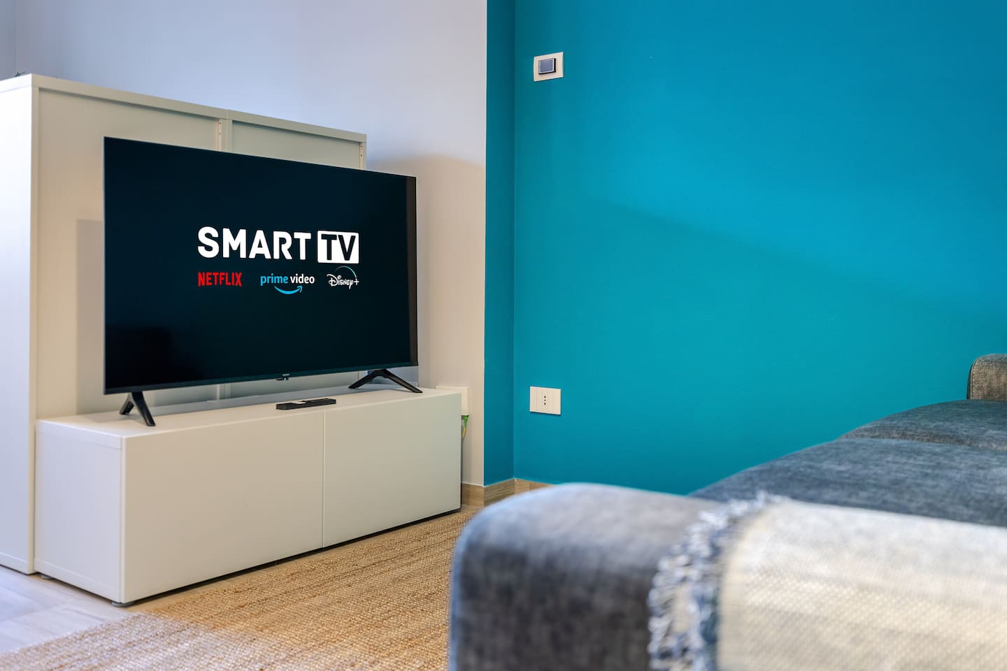Smart TV 50" con Netflix, Amazon Prime, DAZN...